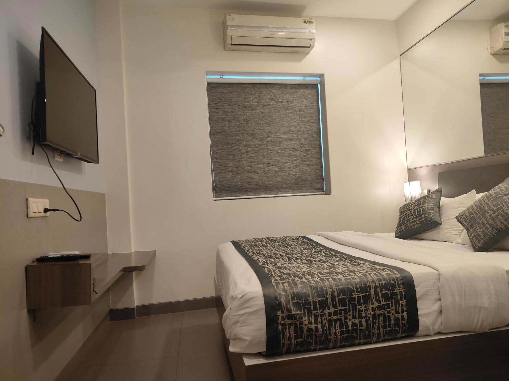 Apollo Guest House - Colaba Causeway — Photos 2